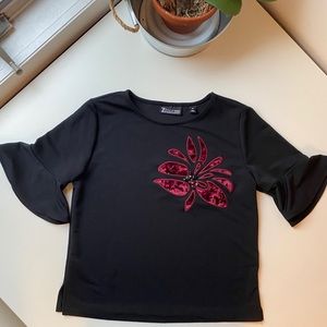 NWOT Top with Velvet Appliqué & Flounce Sleeve